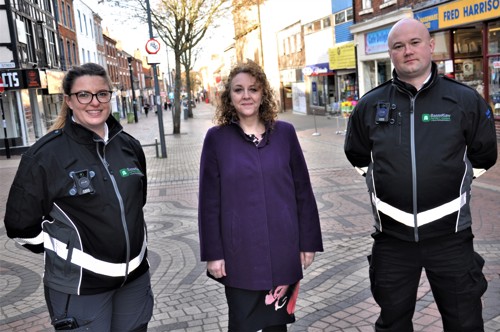 WISE Enforcement Officers with Councillor Julie Leigh